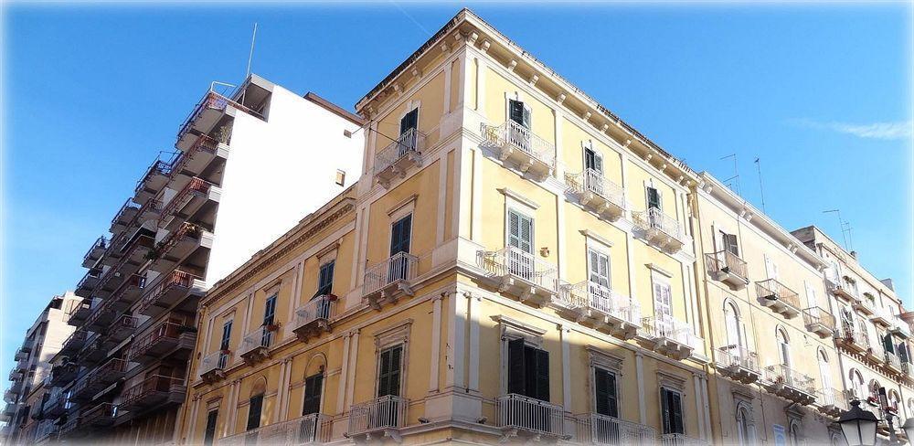 B&B Maricentro Taranto Esterno foto