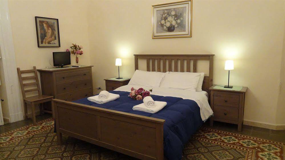 B&B Maricentro Taranto Esterno foto